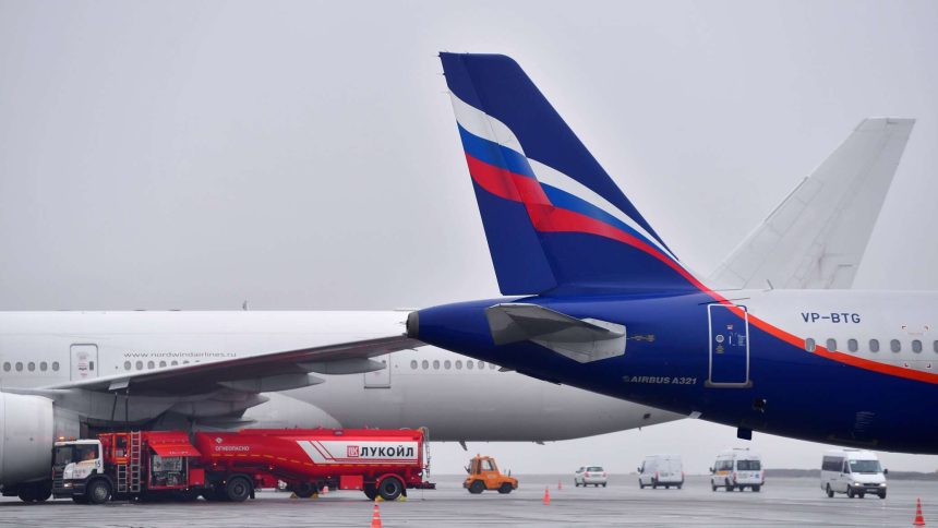 روسيا والجزائر تبحثان زيادة عدد الرحلات الجوية المباشرة بينهما