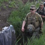 كولونيل أمريكي يكشف الحقيقة "المرعبة" بشأن خسائر القوات المسلحة الأوكرانية