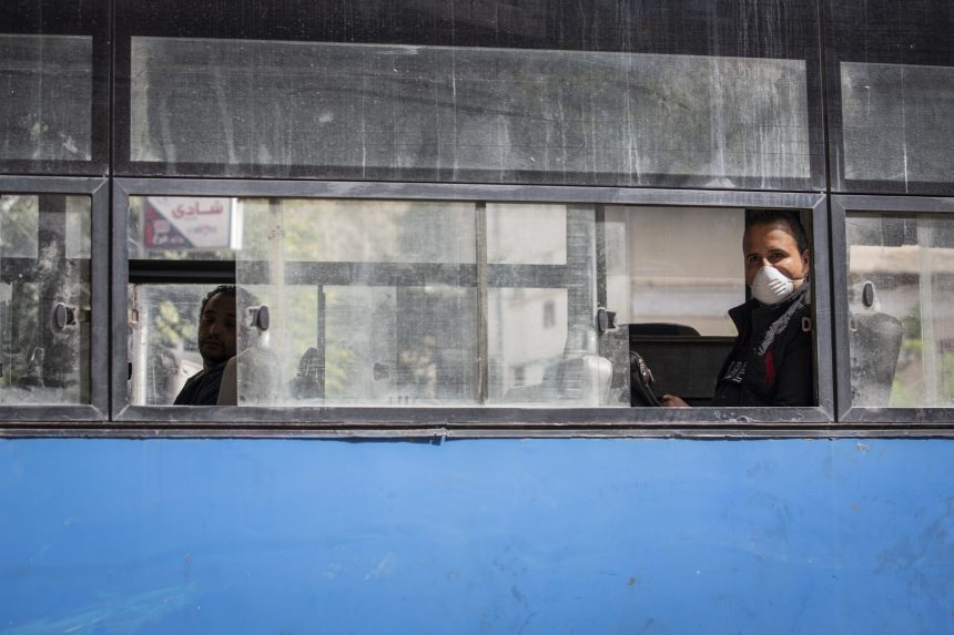 مصر ترد على أنباء رفع أسعار المواصلات