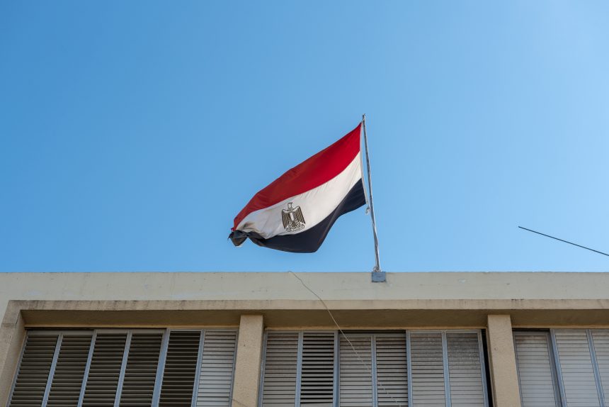 "نحن مع أمريكا وأوروبا وليس مع روسيا" الرئاسة المصرية تجيب على سؤال مواطن