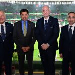 وزير الرياضة يلتقى رئيس الفيفا خلال مباراة تونس وفرنسا بكأس العالم بقطر