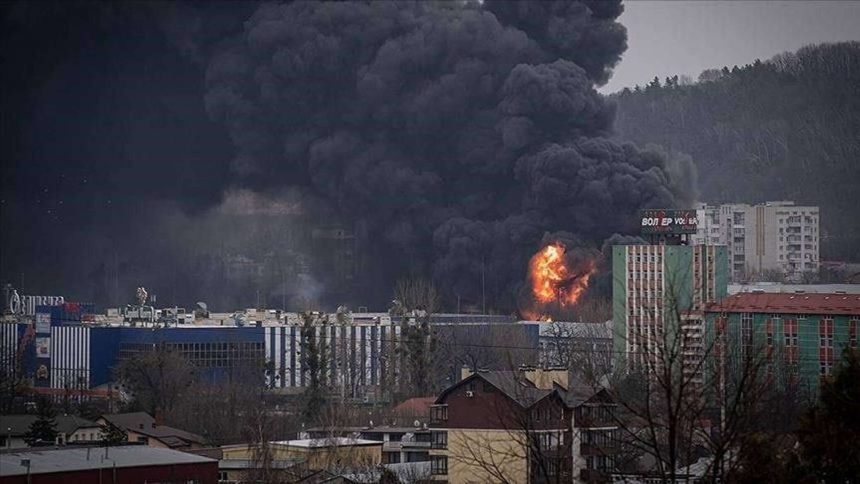 وسائل إعلام: سمع دوي انفجارات ضخمة في عدة مدن أوكرانية