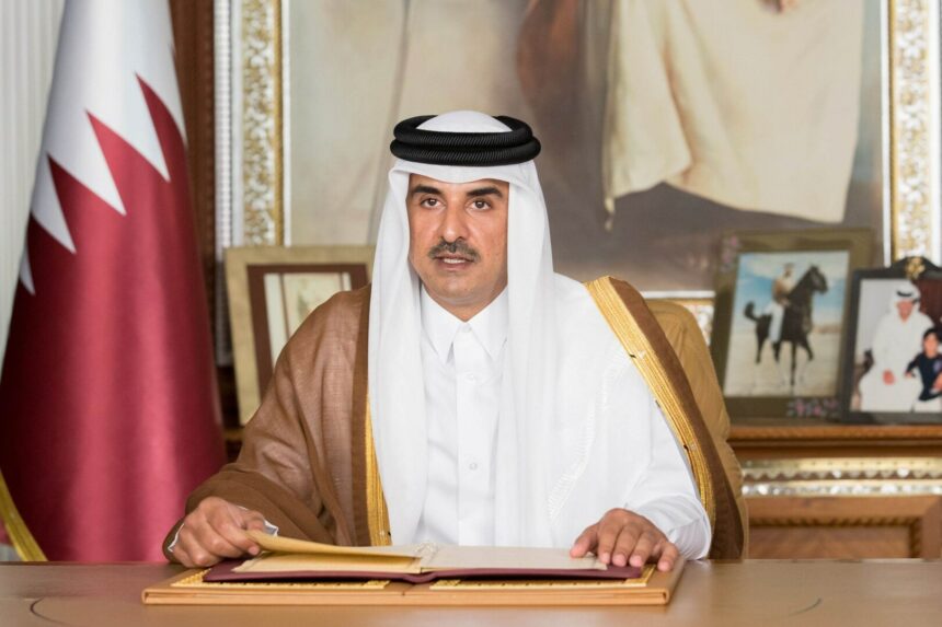 أمير قطر يعزي ملك السعودية