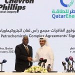 قطر للطاقة تعلن عن "أكبر استثمار لها في البتروكيماويات" حتى الآن