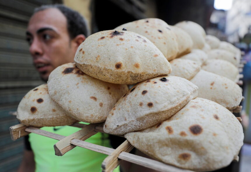 مصر.. طريقة جديدة لشراء الخبز المدعم من الحكومة