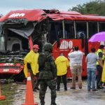 مقتل 15 شخصا بينهم 4 أطفال في حادث حافلة بالمكسيك