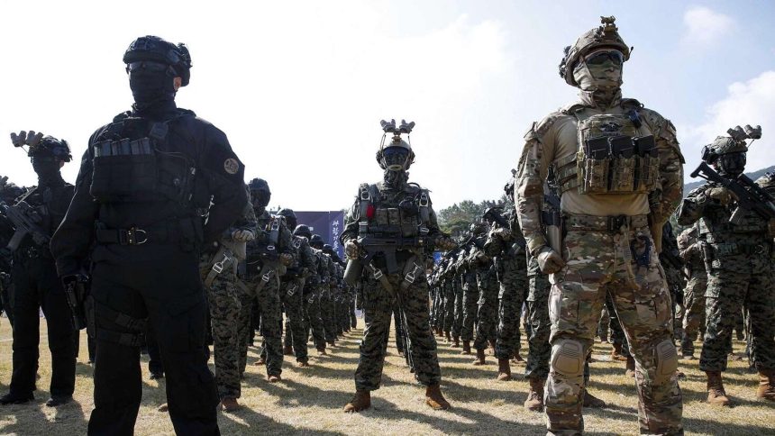 ودعا الرئيس الكوري الجنوبي جيش بلاده إلى معاقبة "بحزم" على أي استفزاز من قبل كوريا الشمالية