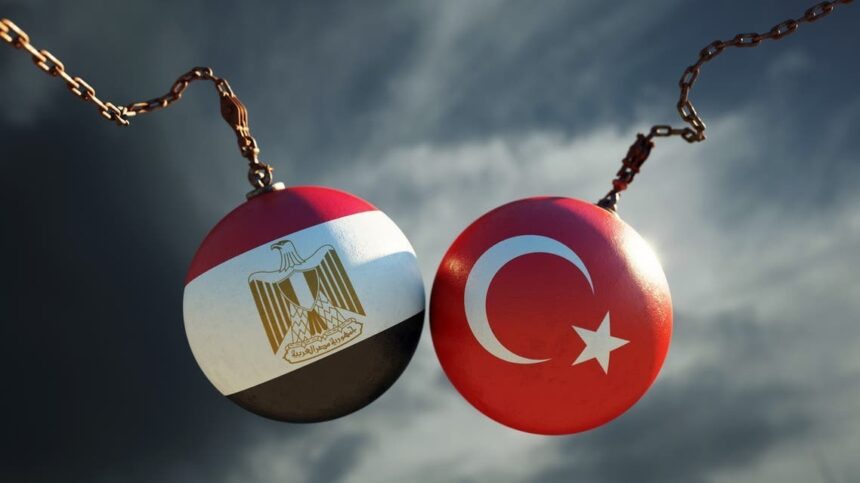 خبراء يعلقون لـRT على تحرك تركيا في مصر لأول مرة منذ 10 سنوات