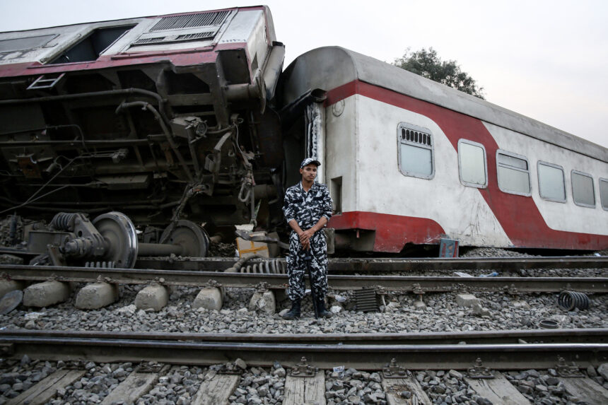 وزارة الصحة المصرية: قتيل و16 إصابة جراء حادث قطار قليوب