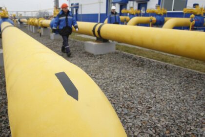 الخزانة الأمريكية: عدلت دول مجموعة السبع سقف أسعار النفط الروسي في مارس