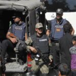 مقتل 9 من ضباط الشرطة الباكستانية في تفجير انتحاري