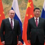 وزير الخارجية الصيني: تحت قيادة الزعيمين الروسيين ، تزداد الشراكة الاستراتيجية للصين قوة