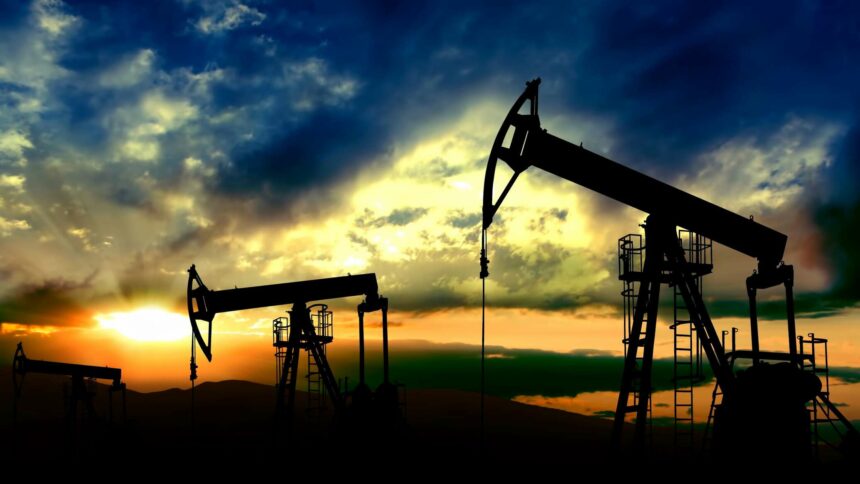وزير الطاقة الجزائري يعتبر أن سوق النفط متوازنة في هذه المرحلة