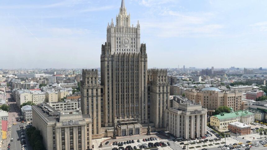 تعليق وزارة الخارجية الروسية على قرار لندن إمداد كييف بصواريخ "ستورم شادو"