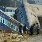ارتفع عدد قتلى تصادم 3 قطارات في الهند إلى 233