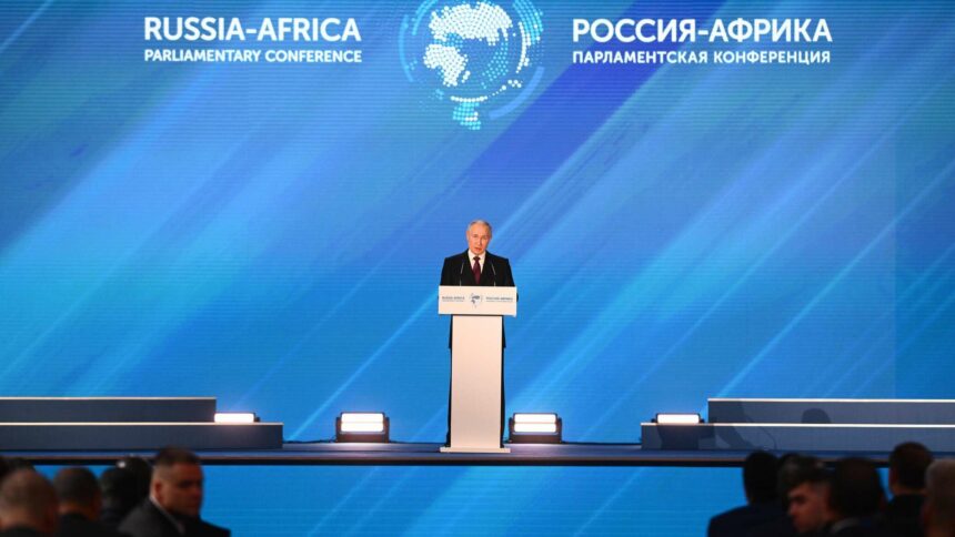 بوتين: روسيا تدعم رغبة البلدان الأفريقية في الاستقرار الاجتماعي والاقتصادي والتقدم