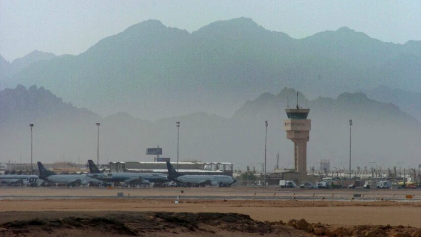 وفد إسرائيلي يزور مصر لبحث أزمة الرحلات الجوية إلى سيناء