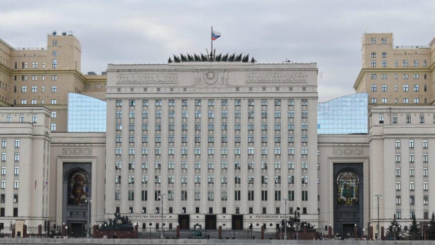 الدفاع الروسية: القوات الأوكرانية شنت هجوما بـ 10 صواريخ كروز على مصنع لإصلاح السفن في سيفاستوبول