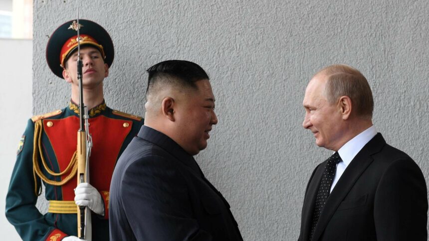 مشاهد تظهر اللحظات الأولى لاستقبال الزعيم الكوري الشمالي في روسيا.. فيديو