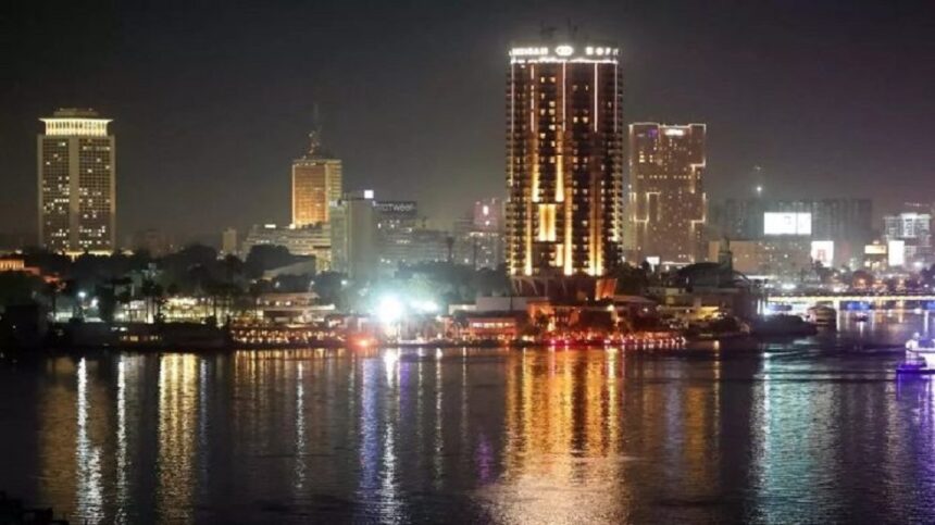مصدر: زيادة مدة قطع الكهرباء في مصر لساعتين ولا تعليمات جديدة بشأن إلغاء خطة تخفيف الأحمال