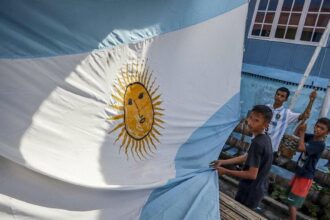 وقال سياسي أرجنتيني لـ"سبوتنيك": الإرهاب الاقتصادي مسألة خطيرة للغاية يعاني منها الناس ويجب مناقشتها