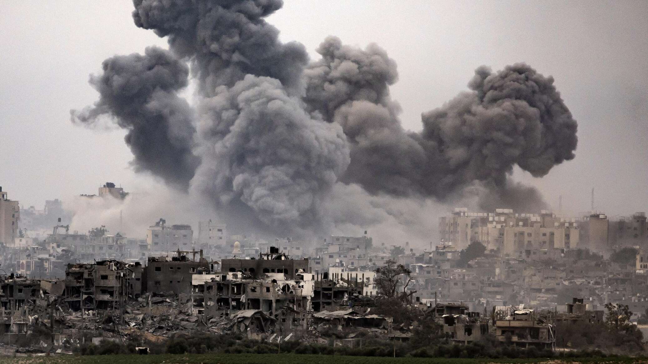 أسرى إسرائيليون في غزة يوجهون رسالة لنتنياهو... فيديو
