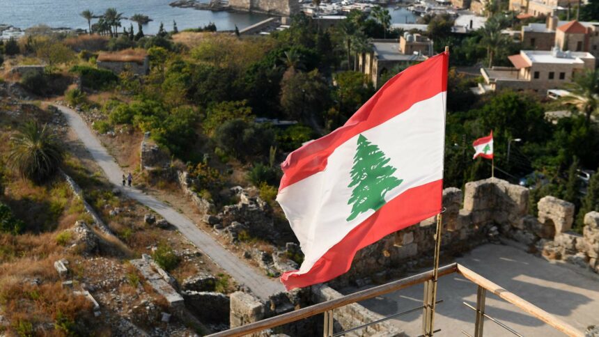 برلماني لبناني: يجب أن نجد الحل ليكون للبنان هيكلية واضحة ورئيس