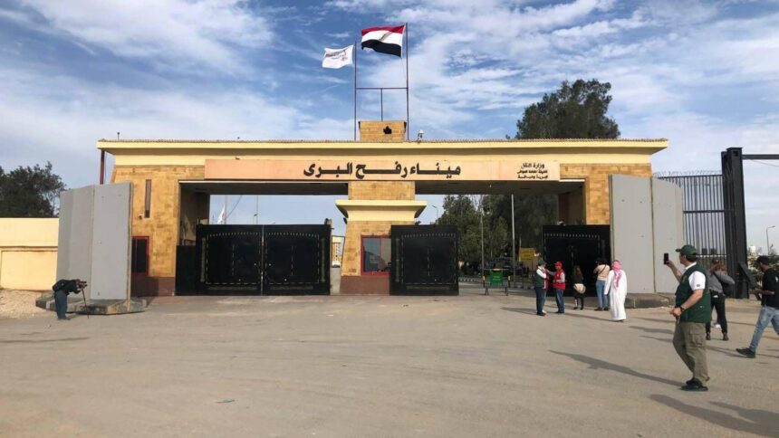 القاهرة تنفي قصف إسرائيلي للجانب المصري من معبر رفح