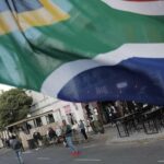 رئيس جنوب أفريقيا السابق يستنكر قرار البرلمان قطع العلاقات مع إسرائيل