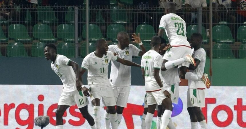 موريتانيا تحقق "تأهلا تاريخيا" لثمن نهائي الـ"كان" بفوزها على الجزائر