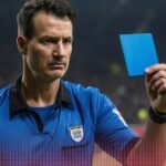 "الفيفا" يسعى لإضافة البطاقة الزرقاء في عالم كرة القدم (إنفوغراف)