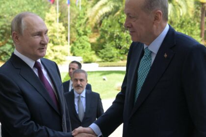 الخارجية التركية: بوتين يعتزم زيارة البلاد خلال الأيام المقبلة