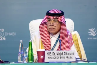 السعودية تنفي انعقاد لقاء بين وزير التجارة وأحد مسؤولي الاحتلال الإسرائيلي