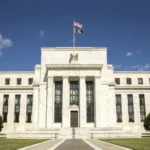 الفيدرالي الأمريكي يتوقع خفض الفائدة مرتين فقط في 2024