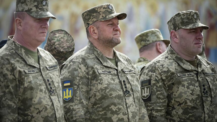 ضابط أمريكي: زالوجني سعيد لأنه لن يكون مسؤولا عن فشل القوات المسلحة الأوكرانية