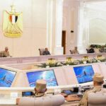 محور اجتماع السيسي المفاجئ مع قادة الجيش في