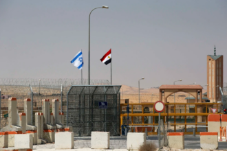 "معركة مصر مستمرة ضد إسرائيل".. مطالبات في القاهرة بمحاكمة الحكومة الإسرائيلية
