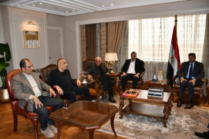 وزير الرياضة يلتقي رئيس اتحاد الكرة بحضور الأهلي والزمالك قبل نهائي كأس مصر