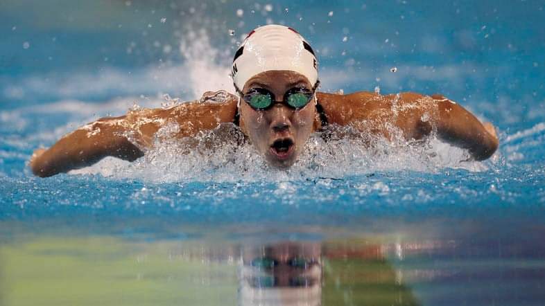 وزير الرياضة يهنئ فريدة عثمان ببرونزية بطولة العالم للألعاب المائية
