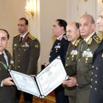 وزير الدفاع يكرم قادة القوات المسلحة المحالين للتقاعد 