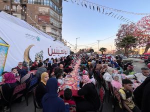 مؤسسة أبوالعينين تقيم أكبر مائدة رمضانية بالجيزة.. تحت مظلة التحالف الوطني - بوابة البلد
