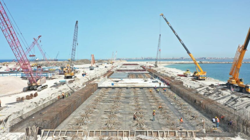 وزارة النقل: 2000 فرصة عمل بمشروع ميناء الإسكندرية الجديد