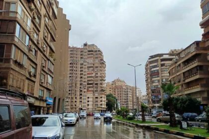 أمطار متفاوتة الشدة على القاهرة ودرجة الحرارة 15