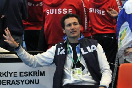 الإيطالي ساندرو كومو ينضم للجهاز الفني لمنتخب سيف المبارزة في الأولمبياد