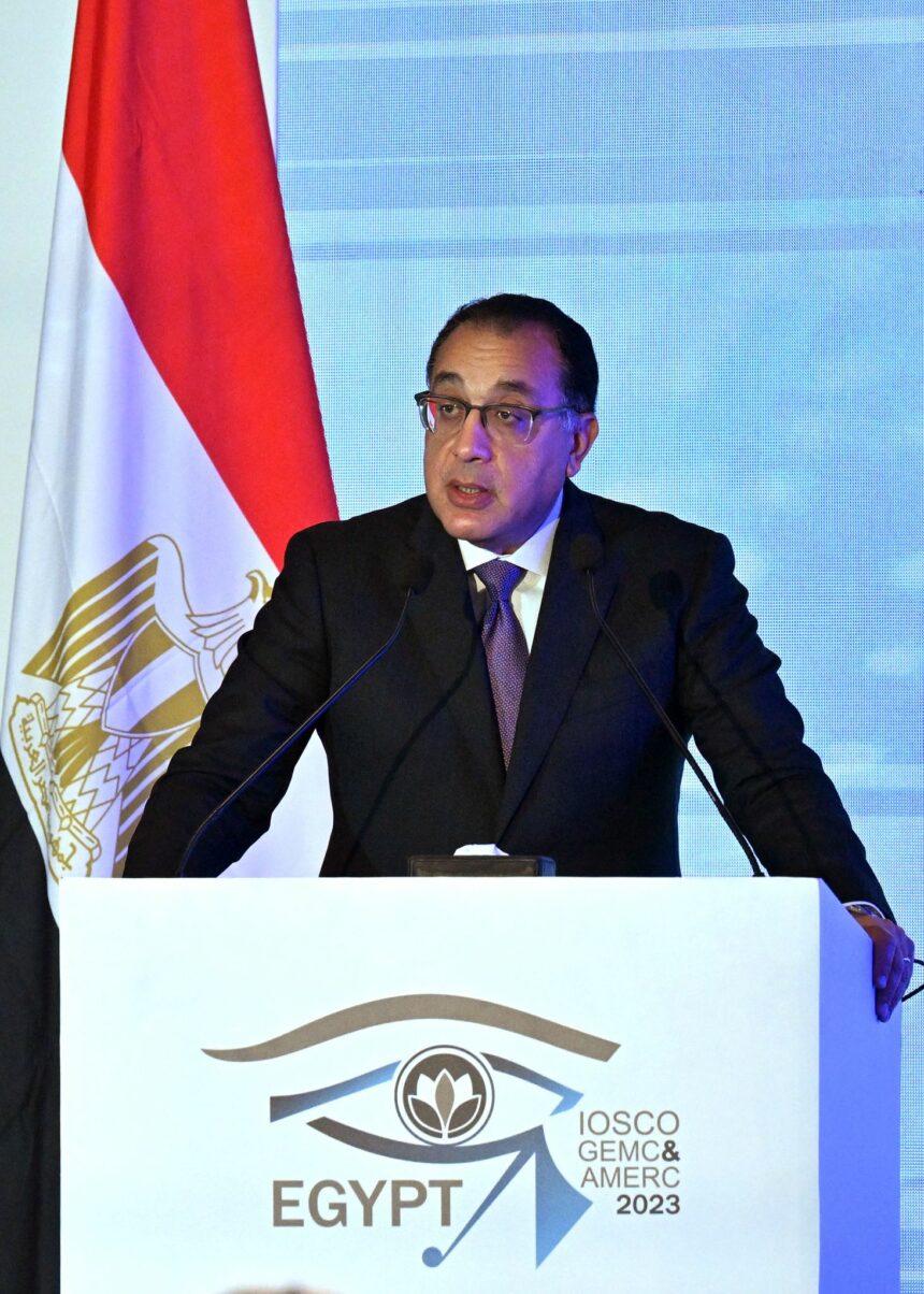 رئيس الوزراء يبث رسائل طمأنة: مستقبل مصر القادم أفضل بكثير