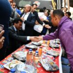 وزير الرياضة يشارك أهالي المطرية أكبر مائدة إفطار رمضاني في مصر