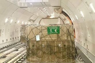 وصول 60 طناً من المساعدات السعودية لأوكرانيا