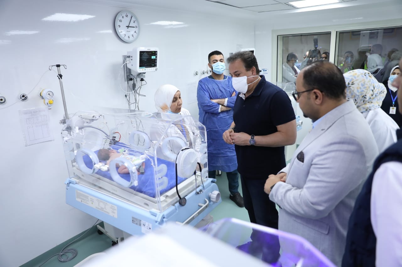 وزير الصحة يوجه بتوفير تجهيزات تشغيل مستشفى محلة مرحوم التخصصي خلال شهر - بوابة البلد