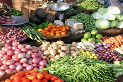 أسعار الخضروات والفاكهة في الأسواق قبل عيد الفطر