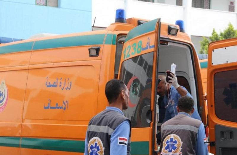 إصابة 19 شخصا في حادث انقلاب سيارة نصف نقل بالمنيا.. أسماء